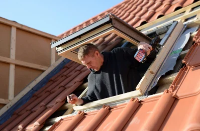 Pose de fenêtres de toit Velux à Saint-André-le-Gaz